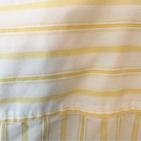 Izod ladies yellow striped button down size small - Picture 3 of 5